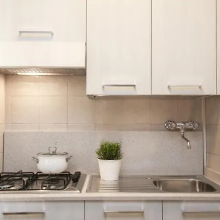 Elpado Apartment *